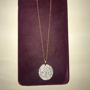 Gold pendent necklace